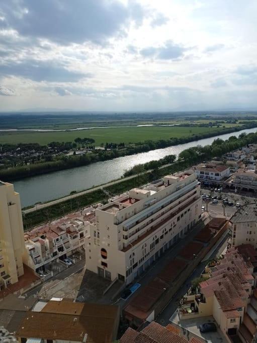 Piso Primera Linea De Mar Apartamento Ampuriabrava Exterior foto