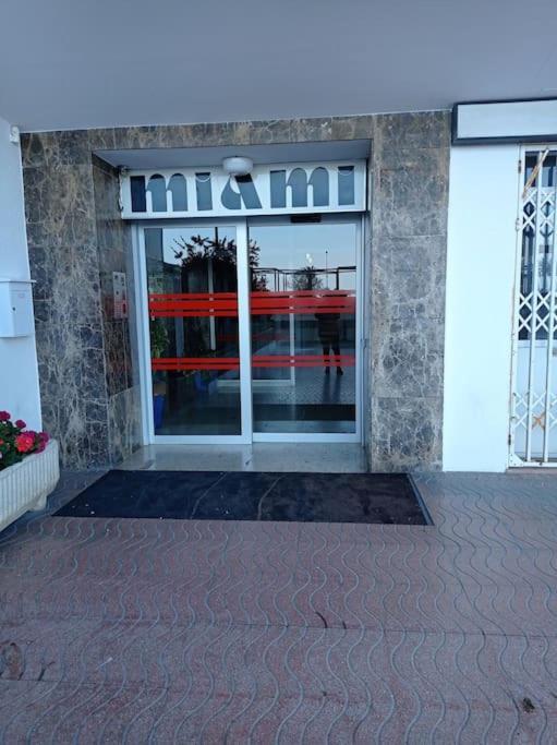 Piso Primera Linea De Mar Apartamento Ampuriabrava Exterior foto